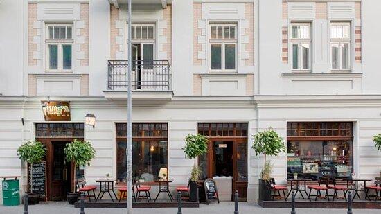 centrum zarzadzania swiatem